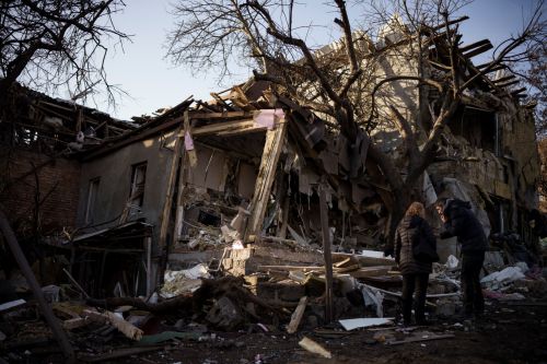 烏官員：俄軍無人機夜襲利維夫　1倉庫起火爆炸
