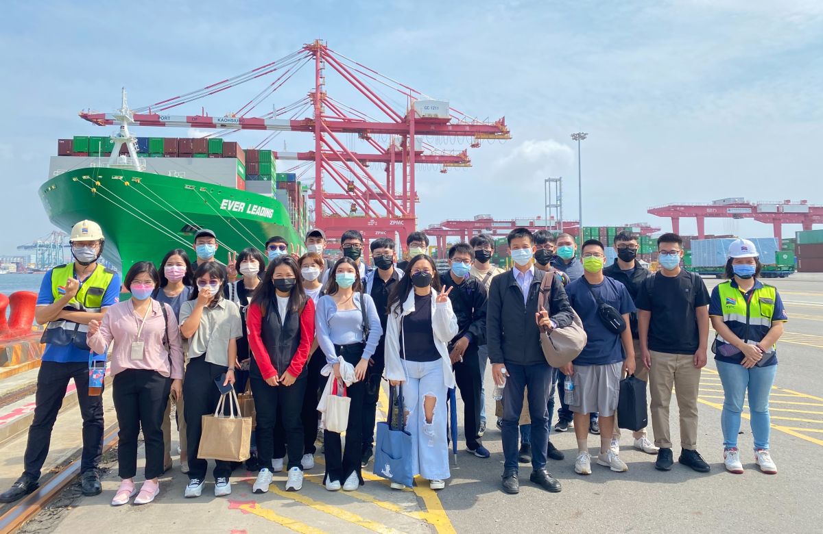 ▲港務公司第17期新進人員教育訓練合影。（圖／港務公司提供）