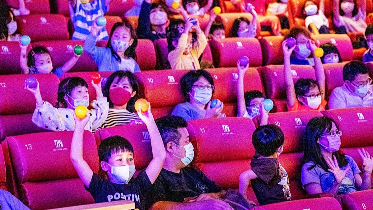 ▲2月起長短腳電影院「宇宙」再擴大，將於高雄市電影館、內惟藝術中心、喜樂時代－高雄總圖店三地聯映。（圖／高雄市電影館提供）