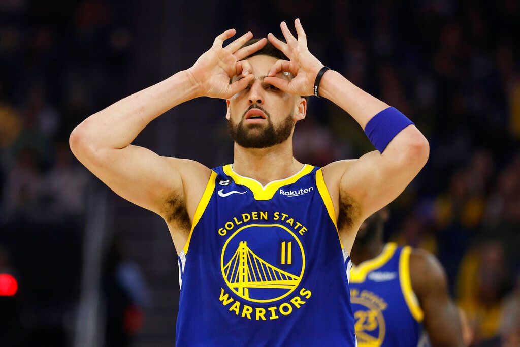 ▲金州勇士今(3)日迎戰亞特蘭大老鷹，球隊當家射手Klay Thompson命中10顆三分球，得到全場最高的54分。（圖／美聯社／達志影像）