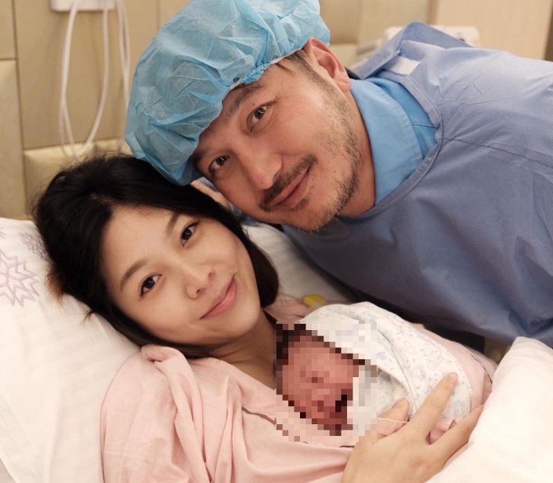 ▲林柏昇KID和老婆今年喜迎兒子「小野人」誕生。（圖 ／翻攝自林柏昇FB）