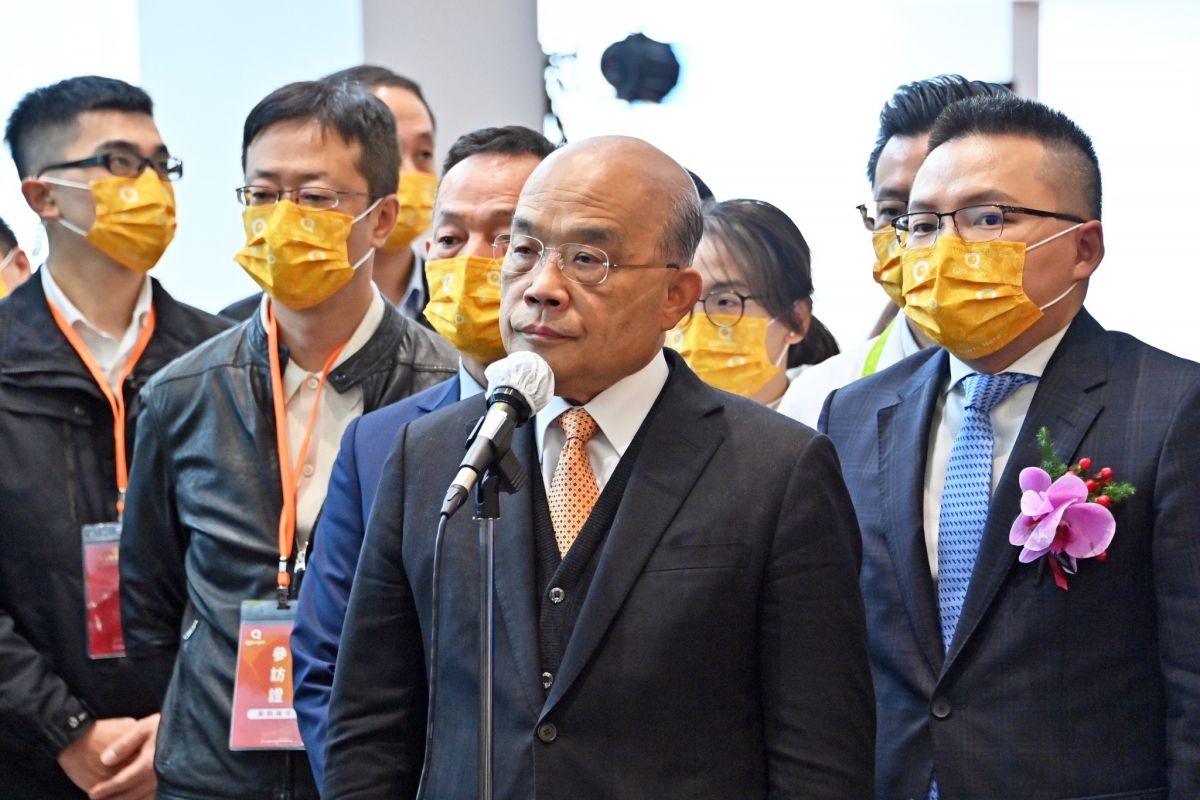 ▲蘇貞昌表示，在疫情衝擊下，全世界許多國家經濟都不好，台灣卻能創11年來新高，稅收實徵數還超過預算數，這就是經濟好的表現。（圖／行政院提供）