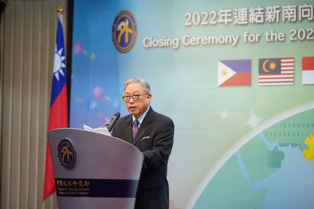 ▲外交部政務次長田中光率團赴庫克群島出席太平洋島國論壇。（圖／外交部）