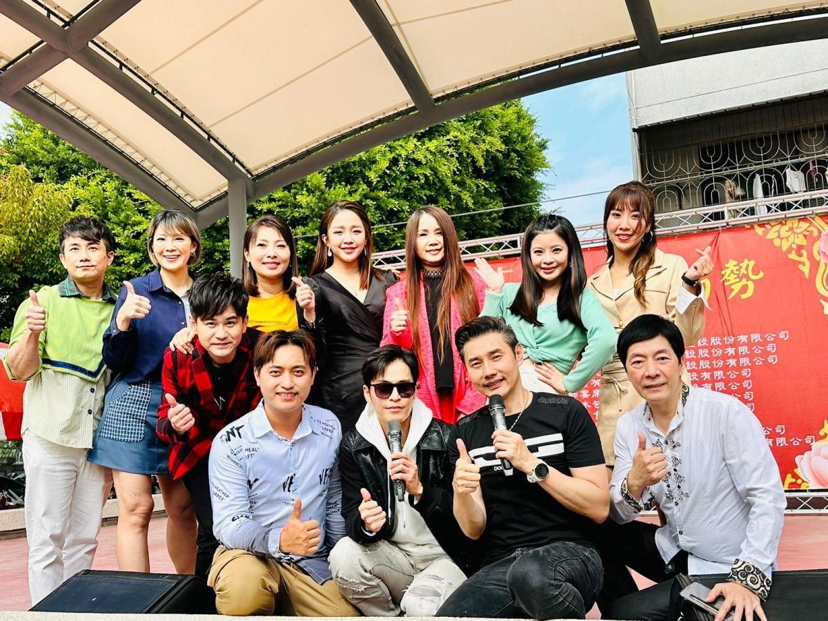 ▲包偉銘與藝人們一起做公益。（圖／翰森娛樂提供）