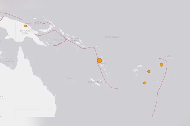 ▲太平洋島國萬那杜（Vanuatu）外海，於台灣時間晚上8時32分發生7.0地震。（圖／翻攝美國地質局）