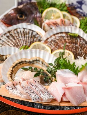 ▲日本3大開運魚，將自1/16至2月中，與爭鮮旗下品牌餐廳合作。（圖／JFOODO提供）