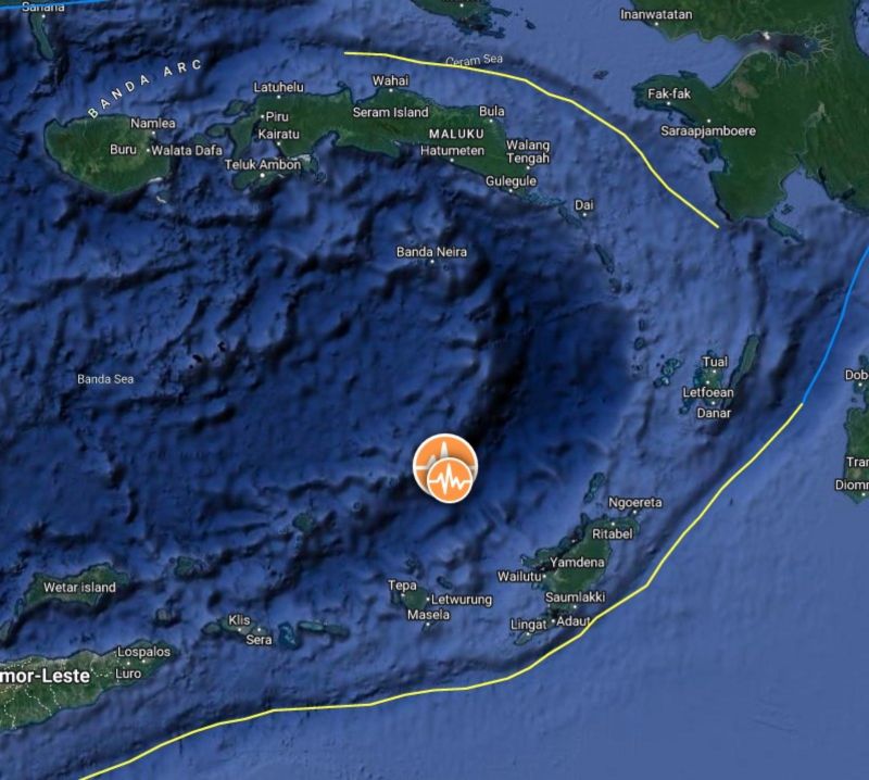 ▲印尼塔寧巴群島（Tanimbar Islands）附近海域今天凌晨發生規模7.6強震，所幸目前沒有傳出災損或人員傷亡的通報消息。（圖／翻攝自The Watcher News）