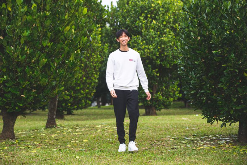 <p>▲年僅17歲的盛孝凱所擁有的身份,不僅僅只是位學生,還是一間致力於「永續時尚」的網路服飾品牌創辦人。(圖/葉政勳攝影)</p>
