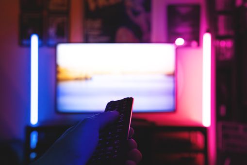 ▲原PO表示近日鄰居想嘗試電視投屏，可每次都連成他家的電視。（示意圖／Pixabay）