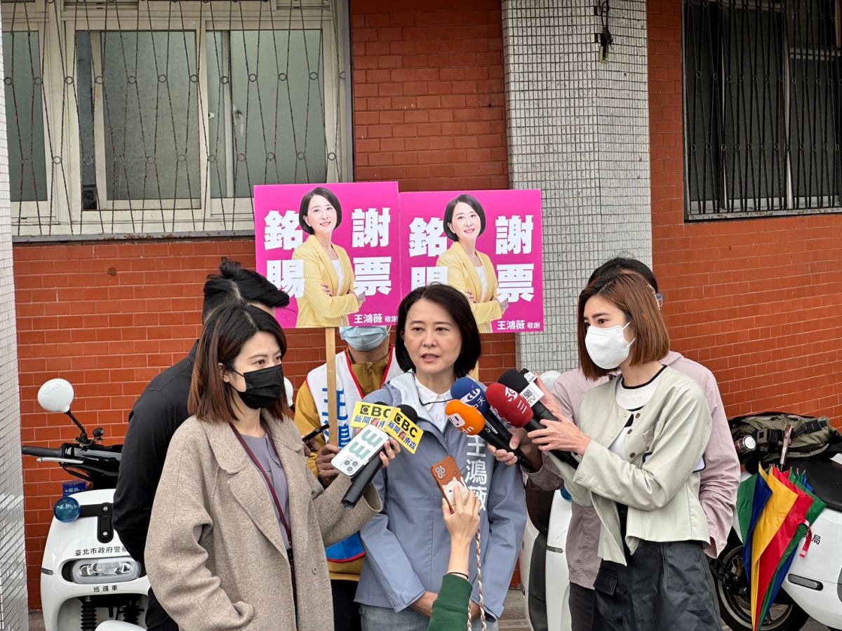 ▲內閣改組呼聲高，外傳蘇貞昌將在今與蔡英文的例會上提出閣揆辭呈，王鴻薇今受訪坦言有點小可惜，沒辦法質詢到蘇貞昌，但也認為下台是應該的。（圖／王鴻薇辦公室提供）