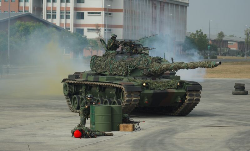 ▲陸軍564旅春節加強戰備,CM11戰車參與操演。(圖/記者呂炯昌攝,2023.1.11)