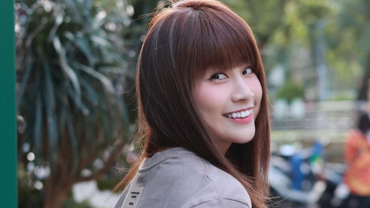 ▲樂天女孩陳伊自爆從小家中欠債，幸好遇到沐妍，才可以順利在三重買到房子。（圖／翻攝陳伊IG）