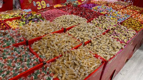 ▲過年零食以堅果而言，則要留意保存避免發霉。（示意圖／NOWNEWS資料照）