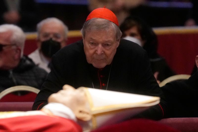 ▲教會人員今天證實，澳洲樞機主教派爾（George Pell）已在義大利羅馬辭世，享壽81歲。派爾在澳洲曾因性侵男童被定罪，後來定罪撤銷。（圖／美聯社）