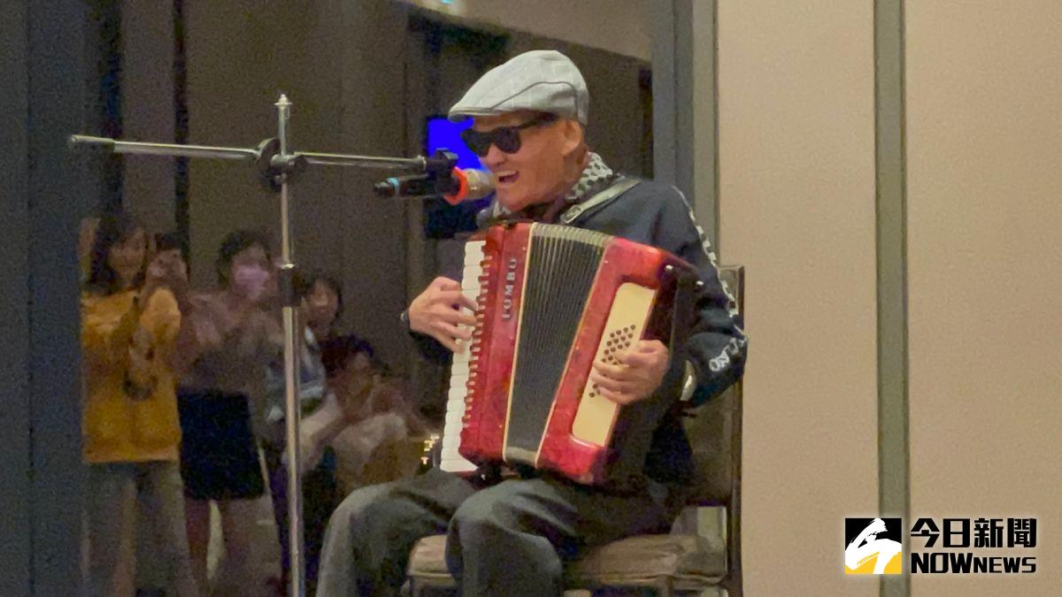 ▲李炳輝二度中風，腳部不利索。（圖／記者吳雨婕攝, 2023.01.11）