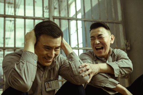 ▲和徐亨（右）演戲考驗李銘忠憋笑功力。（圖／Disney+）
