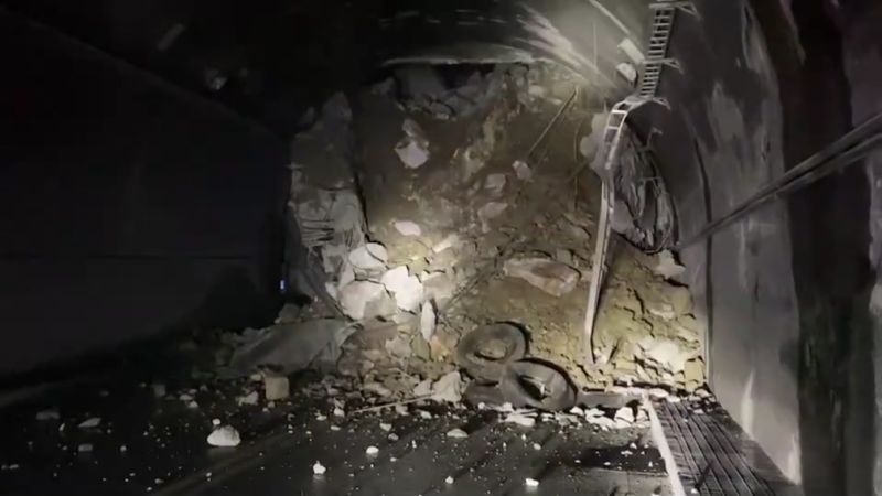 蘇花公路嚴重坍方！大清水隧道被土石封死　雙向交通中斷