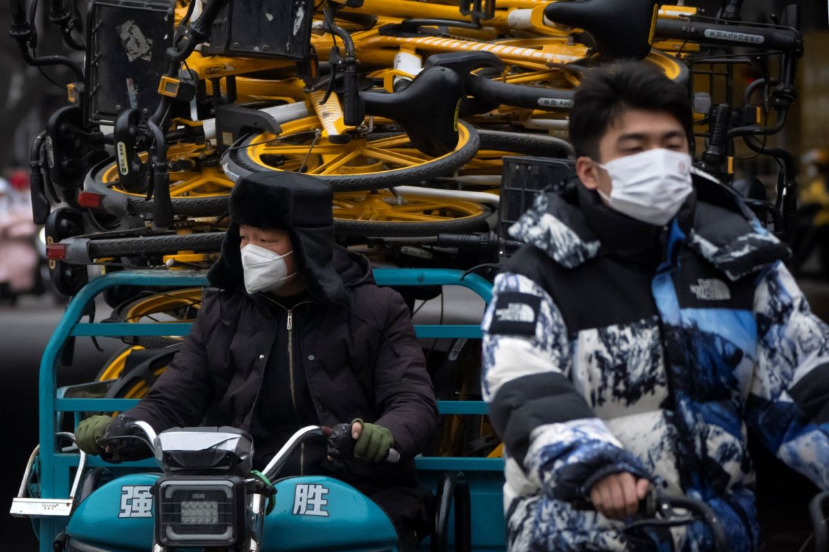 ▲中國新冠疫情嚴峻，官方數據呈現的落差也遭到外界廣泛質疑。圖為北京。（圖／美聯社／達志影像）