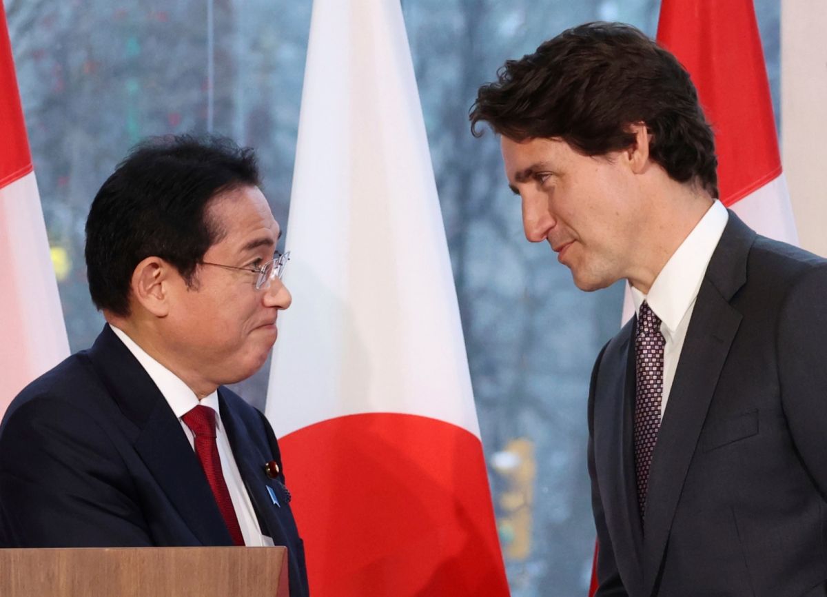 ▲加拿大總理杜魯道（Justin Trudeau）12日在渥太華與日本首相岸田文雄會面，雙方承諾加強兩國經濟往來，以及在印度太平洋地區的安全夥伴關係。（圖／美聯社／達志影像）