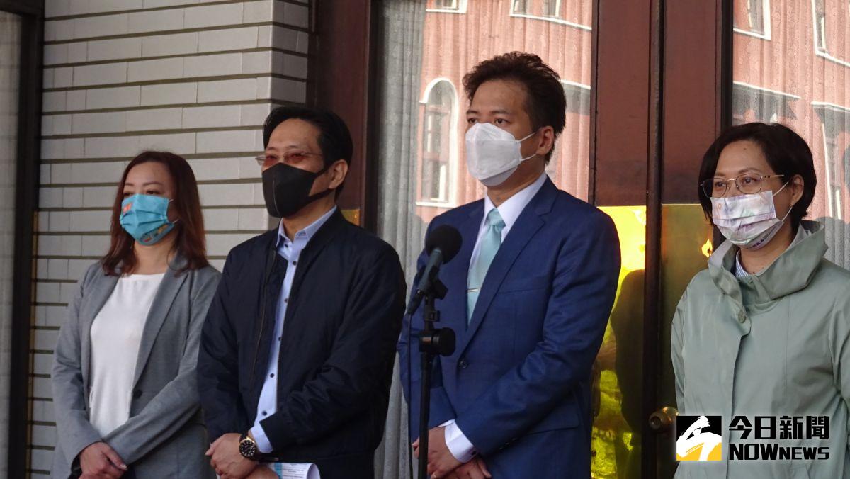 ▲內閣傳將總辭，民眾黨立院黨團呼籲行政院長蘇貞昌不要眷戀職位，不要接受總統蔡英文慰留。（圖／記者呂炯昌攝，2023.1.13）