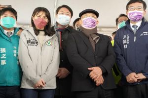 嘆蘇貞昌遭人身攻擊　賴品妤盼：給予民主老將「公評」
