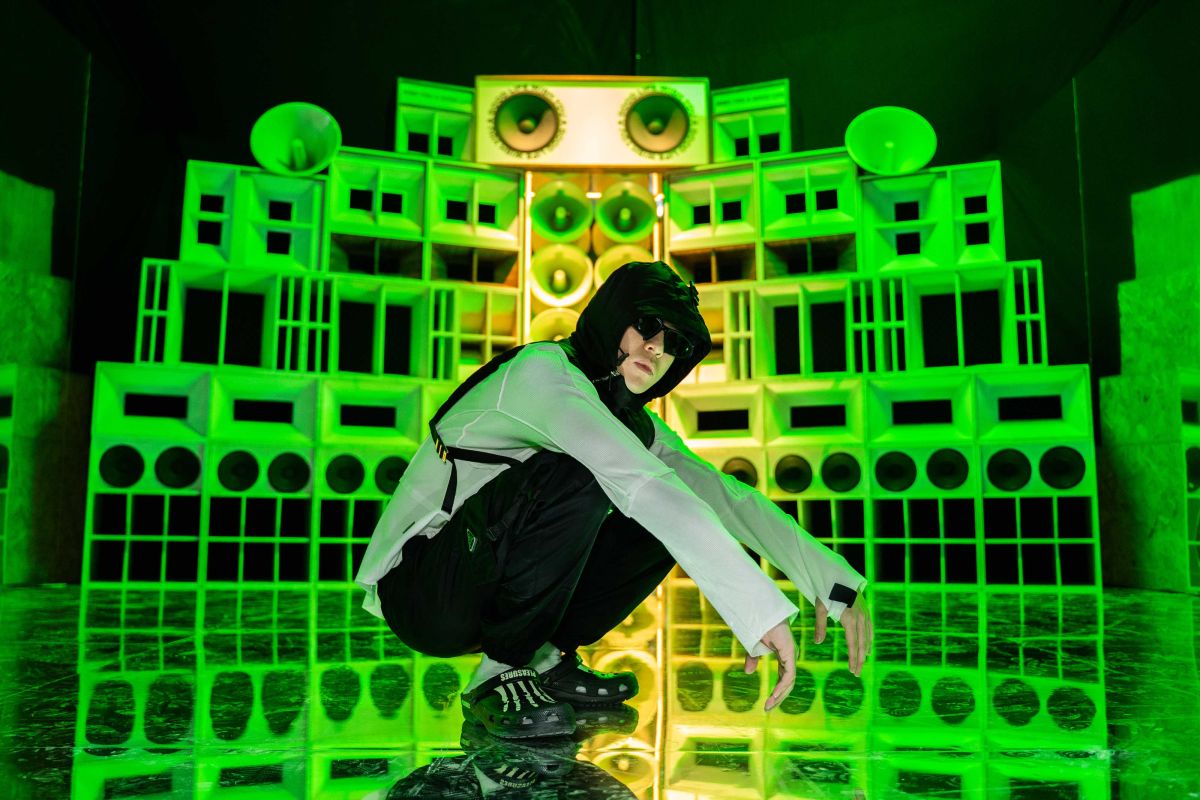 ▲周湯豪得知高雄巨蛋演唱會門票秒殺喜訊時，人正在前往香港的飛機上。（圖／環球音樂提供）