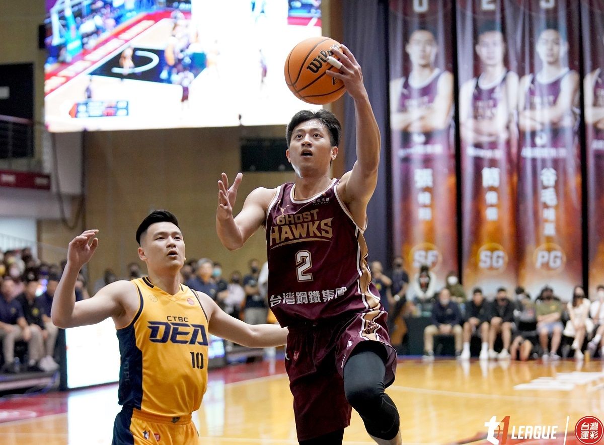 ▲福爾摩沙夢想家今年休賽季大動作補強計畫，球團今（17）日再宣布簽下前台鋼獵鷹射手簡偉儒，提升場上空間。（圖／T1聯盟提供）