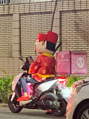 ▲(圖/翻攝自臉書社團「路上觀察學院」) ▲(圖/翻攝自臉書社團「路上觀察學院」)