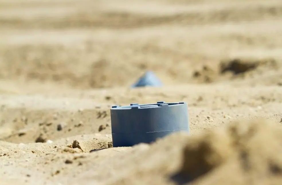 ▲火山布雷系統撒布的M139戰防雷。（圖／美國陸軍）