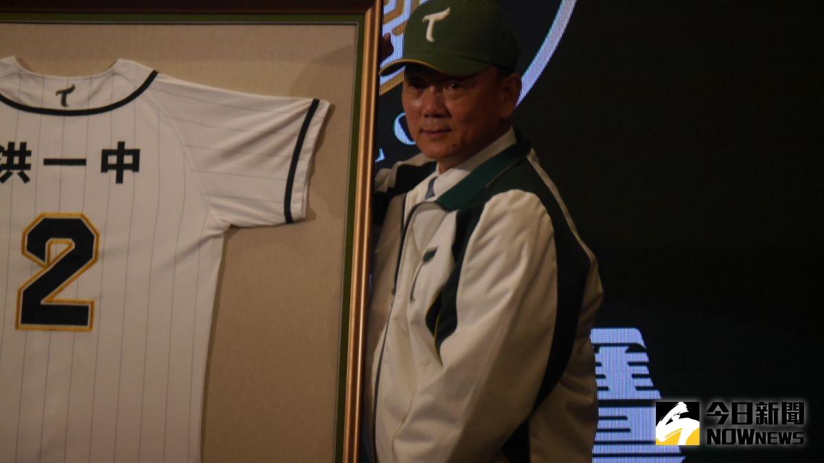 ▲台鋼雄鷹洪一中總教練。（圖／吳政紘攝）