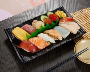 壽司郎新春大滿貫兔年套餐!外送排行榜「2寶藏」吃超飽 ▲「壽司郎12貫套餐1人份」290元是外送Top 5裡的第三名。(圖/壽司郎提供)