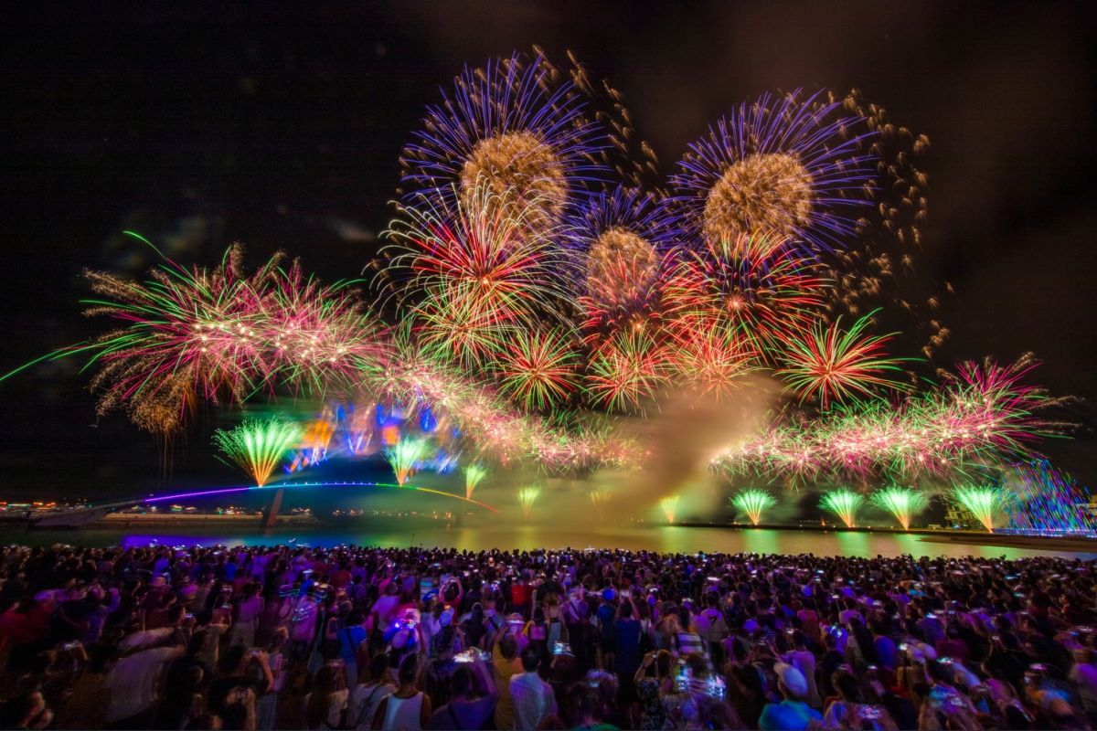 ▲2023澎湖花火節與迪士尼合作，讓眾多旅客相當期待。（圖／翻攝自澎湖國際海上花火節粉專）