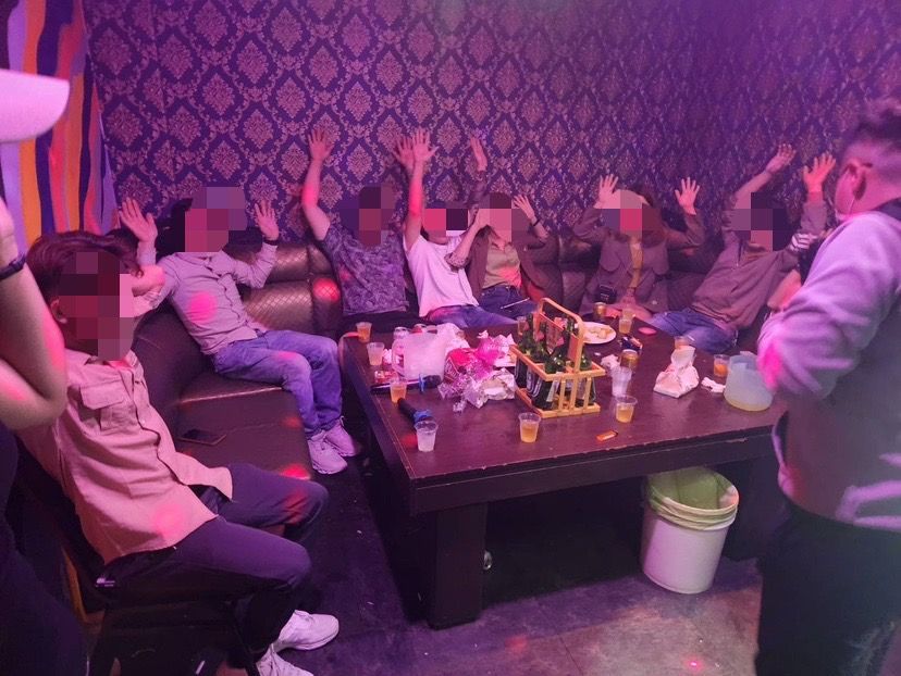 ▲警方查獲小吃店開毒趴。（圖／翻攝畫面）