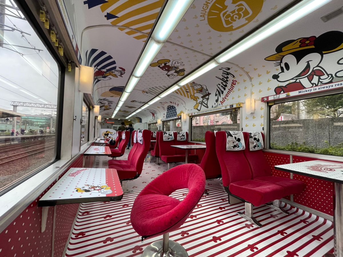 ▲環島之星迪士尼主題夢想好今天首航，易遊網業者透露民眾響應度高，連假前就狂賣9成，人氣相當驚人。（圖／記者汪睿琦攝）