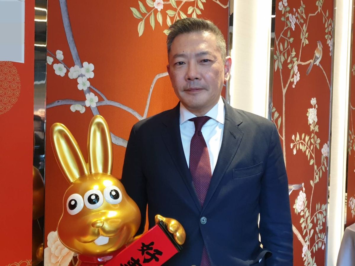 ▲新光三越總經理吳昕陽表示，新光三越去（2022）年全台業績達886億元，創下歷史新高，相較前一年的797億元成長11.2%。（圖／記者許家禎攝）