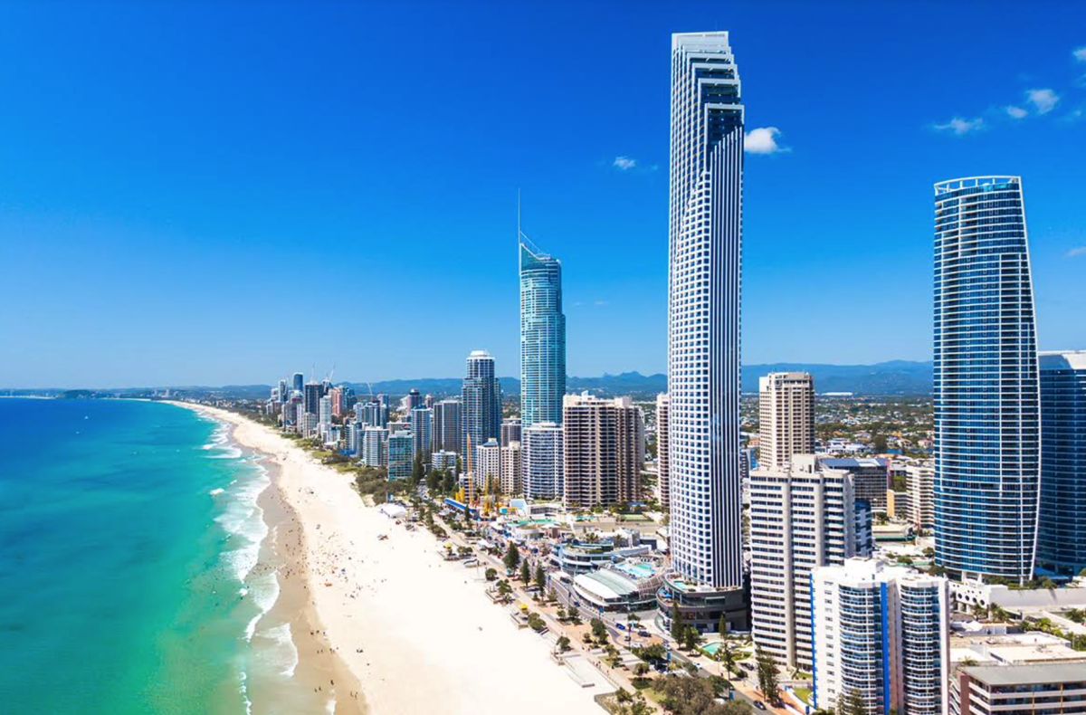 ▲澳洲政府於本週一（8月4日）宣布，2026年度將上調外國學生總名額9%，達到29.5萬人。圖為澳洲黃金海岸。（示意圖／翻攝自Pixabay）