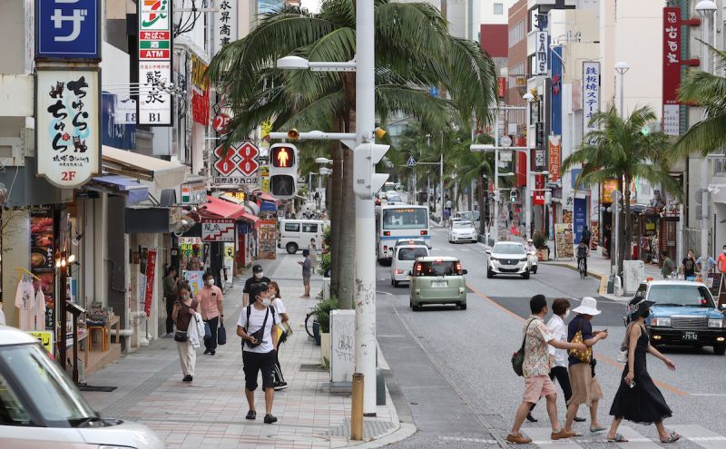 ▲日本沖繩縣是不少台灣人愛去遊玩的聖地，其許多遊客到此地都會選擇「自駕」的交通模式。（示意圖／美聯社／達志影像）