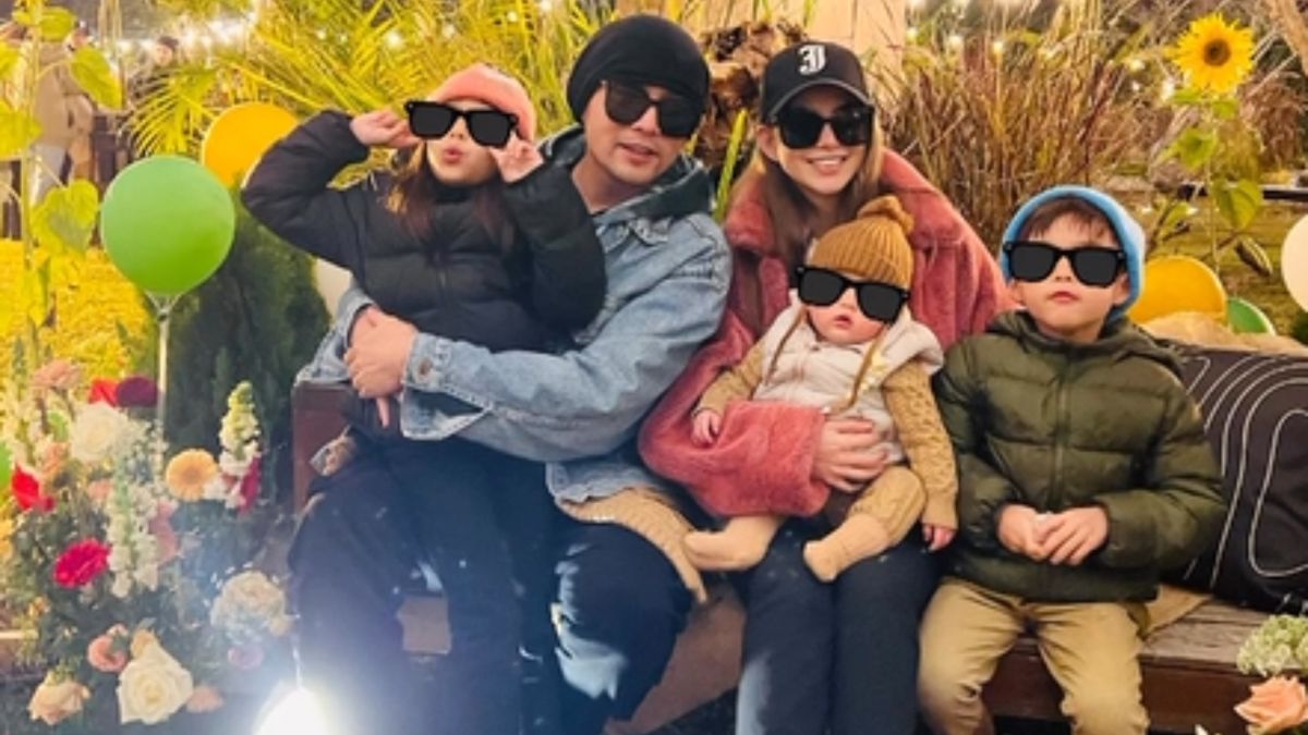 ▲周董、昆凌一家五口拜年。（圖／翻攝自昆凌IG）