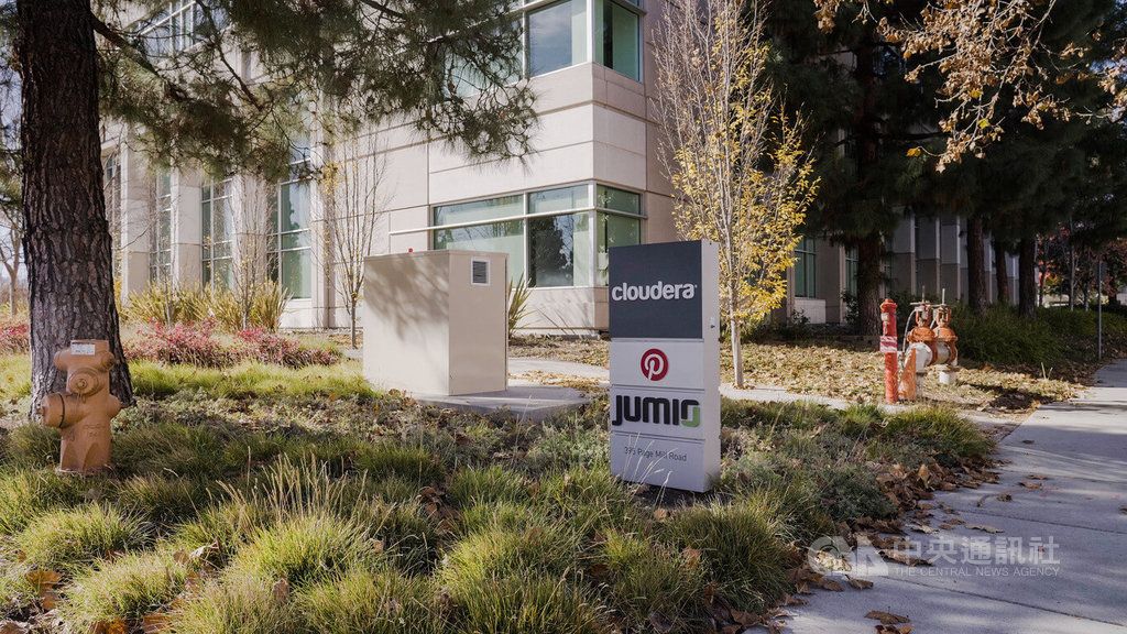 ▲首頁 / 國際裁員潮促矽谷人才流動 新創公司補強戰力好時機2023/1/23 16:35（1/23 16:46 更新）矽谷新創公司於裁員潮期間尋覓頂尖技術人才，為企業注入新能量。圖為矽谷新創聚落一隅。（圖／中央社）