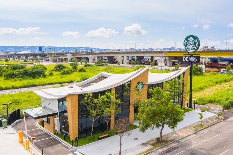 ▲星巴克「松竹洲際門市」為首間結合運動主題的門市,座落於台中市人口最多的北屯區。(圖/台灣星巴克提供)