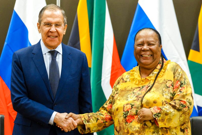 ▲南非外交部長潘道爾（Naledi Pandor）今天辯護南非與俄羅斯和中國進行聯合軍演的決定，說與「盟邦」一起舉辦這類演習是「雙邊關係的自然過程」。（圖／中央社）