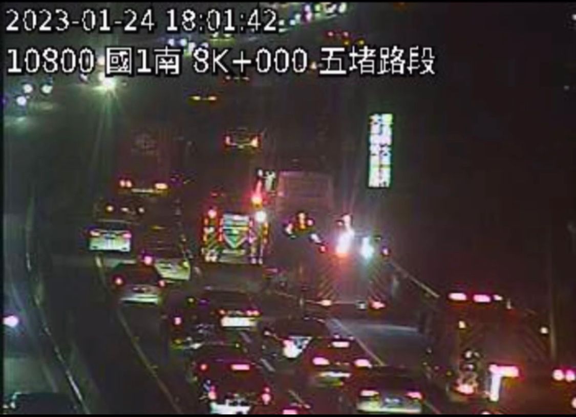 ▲ 國1發生客運追撞事故。（圖／翻攝畫面）