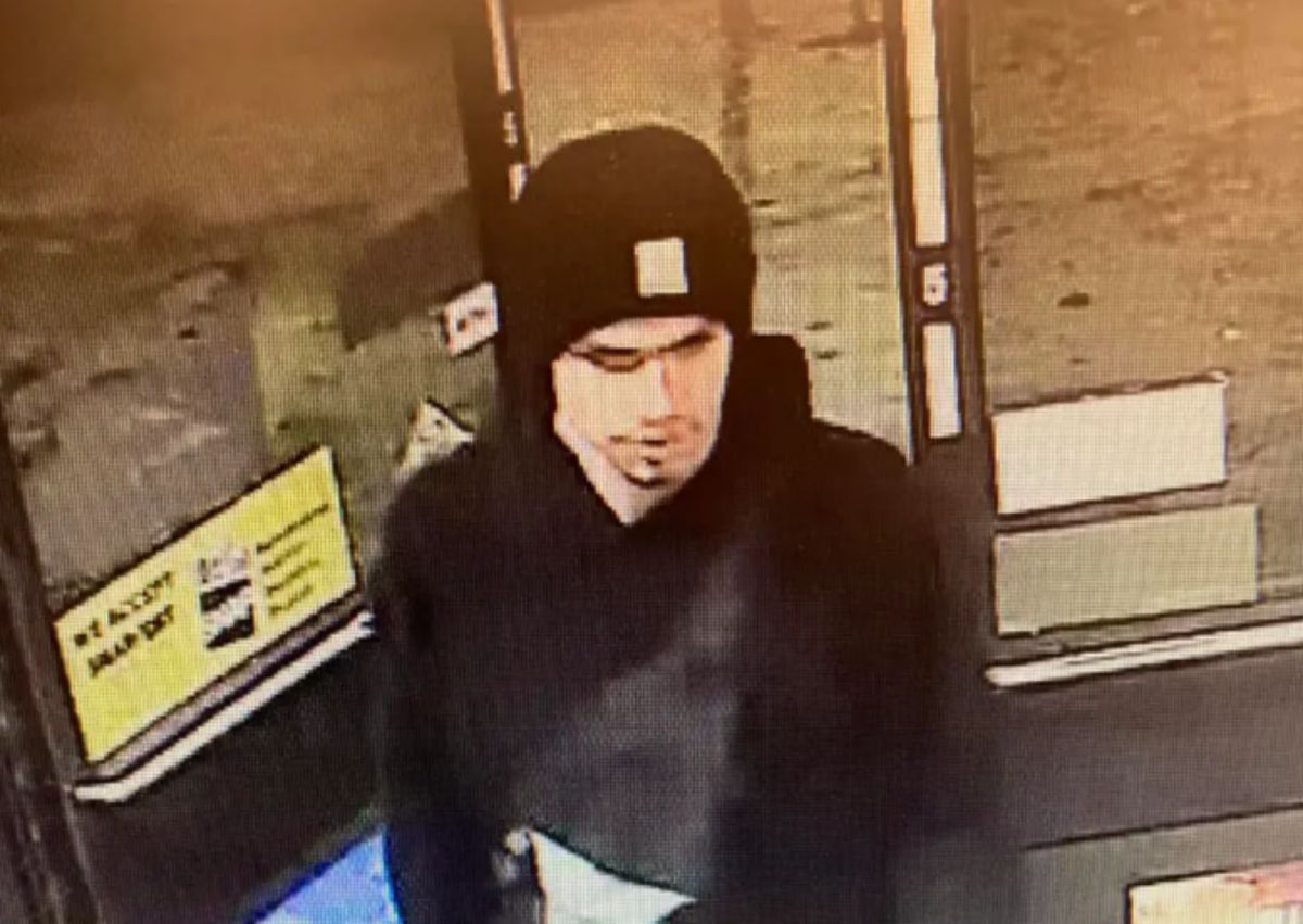 ▲美國華盛頓州24日稍早隨機攻擊槍殺3人的槍手，在致電母親後，飲彈自盡。（圖／翻攝自紐約郵報）