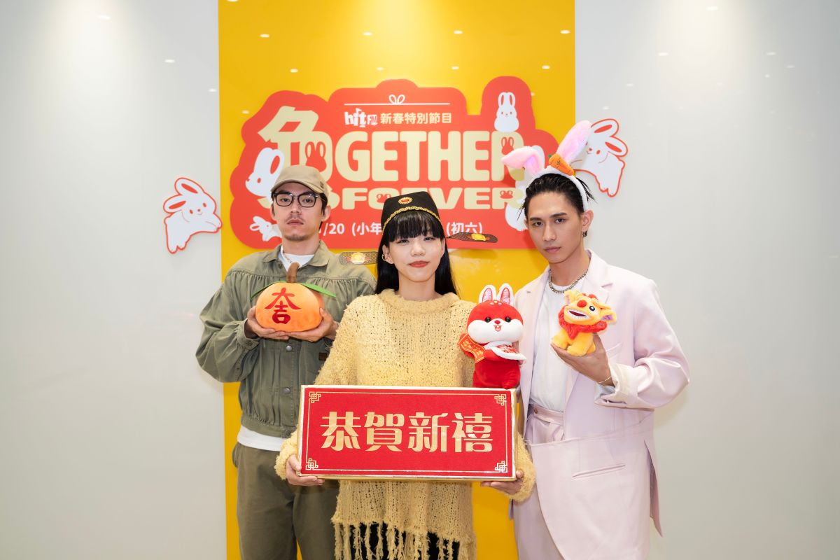 ▲HUSH（左起）自認個性太剛硬，洪佩瑜聽聞立刻表示要幫對方按摩。（圖／Hit Fm聯播網提供）