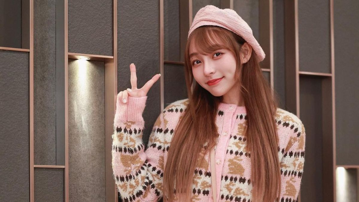 ▲林襄直到初五才肯出門，一身粉紅穿搭瞬間迷倒日本人。（圖／翻攝林襄IG）