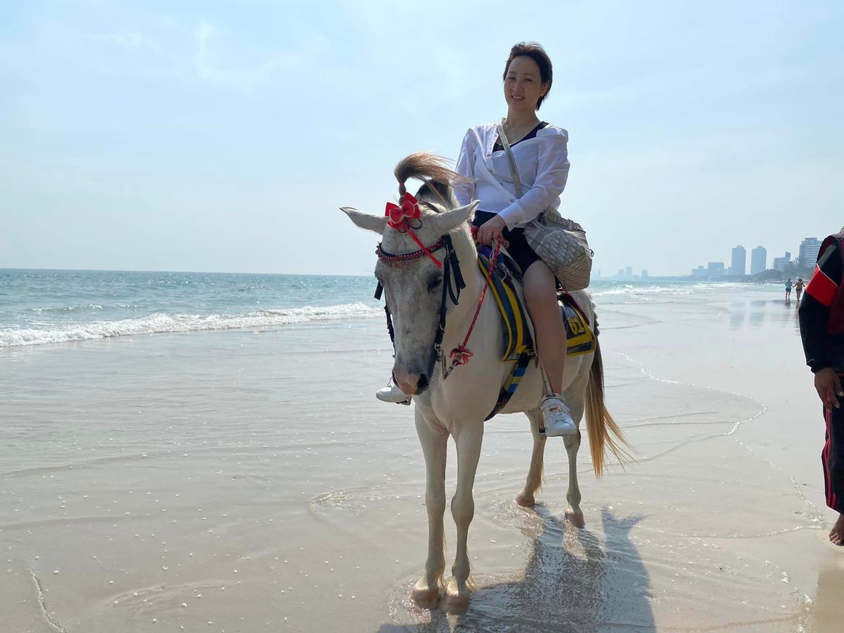 ▲郁方赴泰國享奢華行程。（圖／郁方臉書）