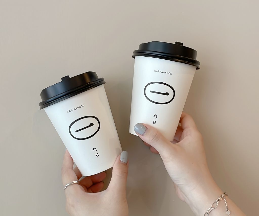 ▲連假進入最後一天，開工前先喝咖啡收心，台北東區咖啡廳勺日連6天咖啡買1送1。（圖／業者提供）