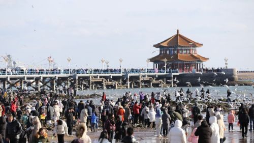 中國遊客迎「十一」連假！逾2100萬人搭機出遊　媒體避提赴日旅遊
