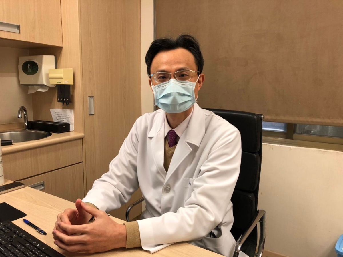 ▲榮新診所副院長康宏銘表示，面對健檢報告，千萬不能因為每年都有固定的紅字就習以為常。（榮新診所提供）