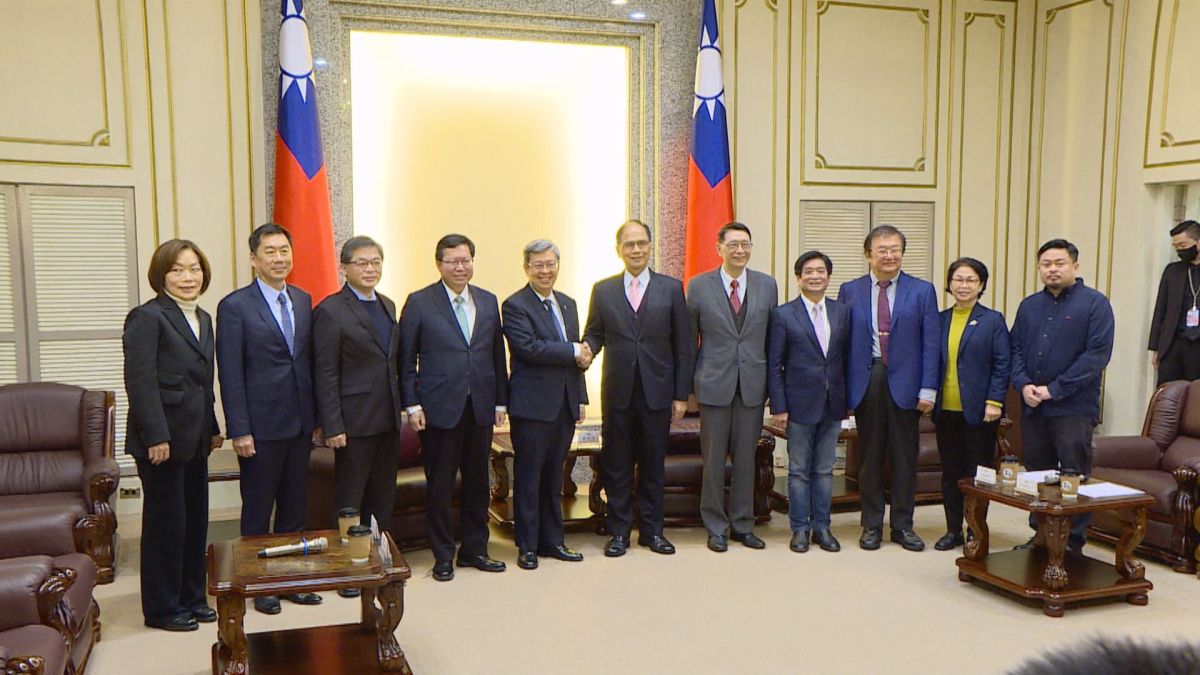 ▲陳建仁甫接任行政院長，下午便前往拜會立法院長游錫堃。（圖／記者嚴俊強攝，2023.01.31）